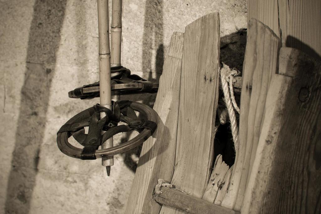 Hotel Garni Lastei Pozza di Fassa Esterno foto
