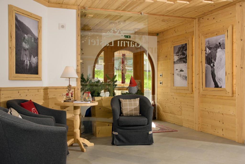 Hotel Garni Lastei Pozza di Fassa Esterno foto